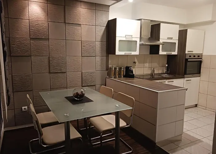 Familyhouse Appartement Pula