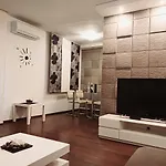 Familyhouse Apartament Pula